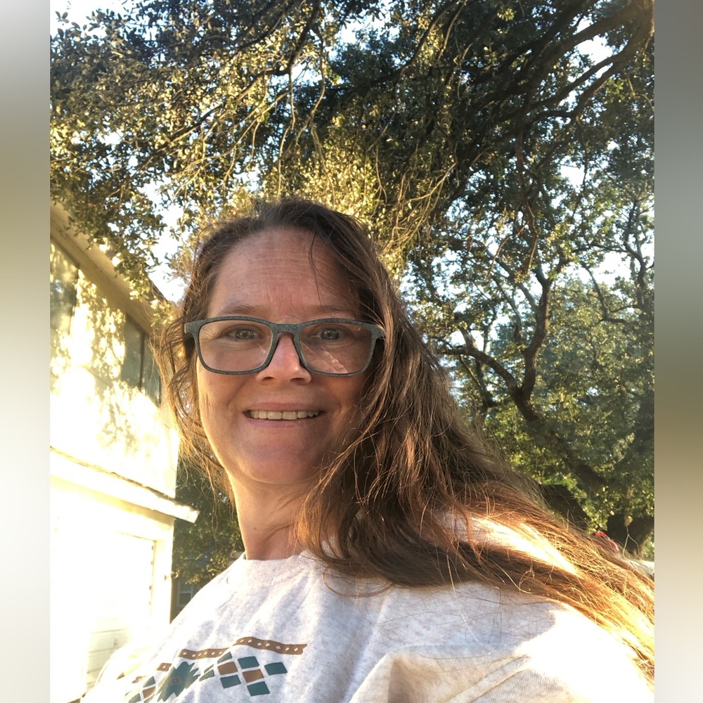 Meet your Posher, Robyn